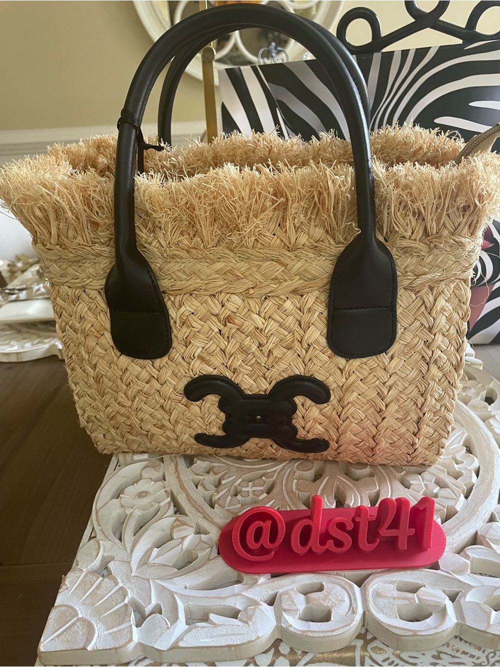 Medium Raffia Fringe Tote
From Paris - Picture 9 of 9